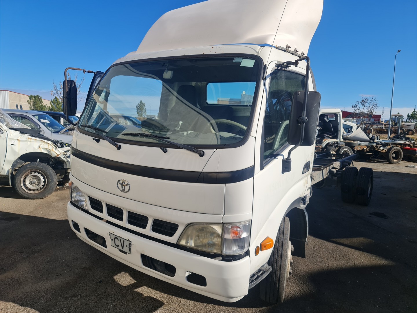 Peças - Cabine Toyota Dyna L 2007 Usado