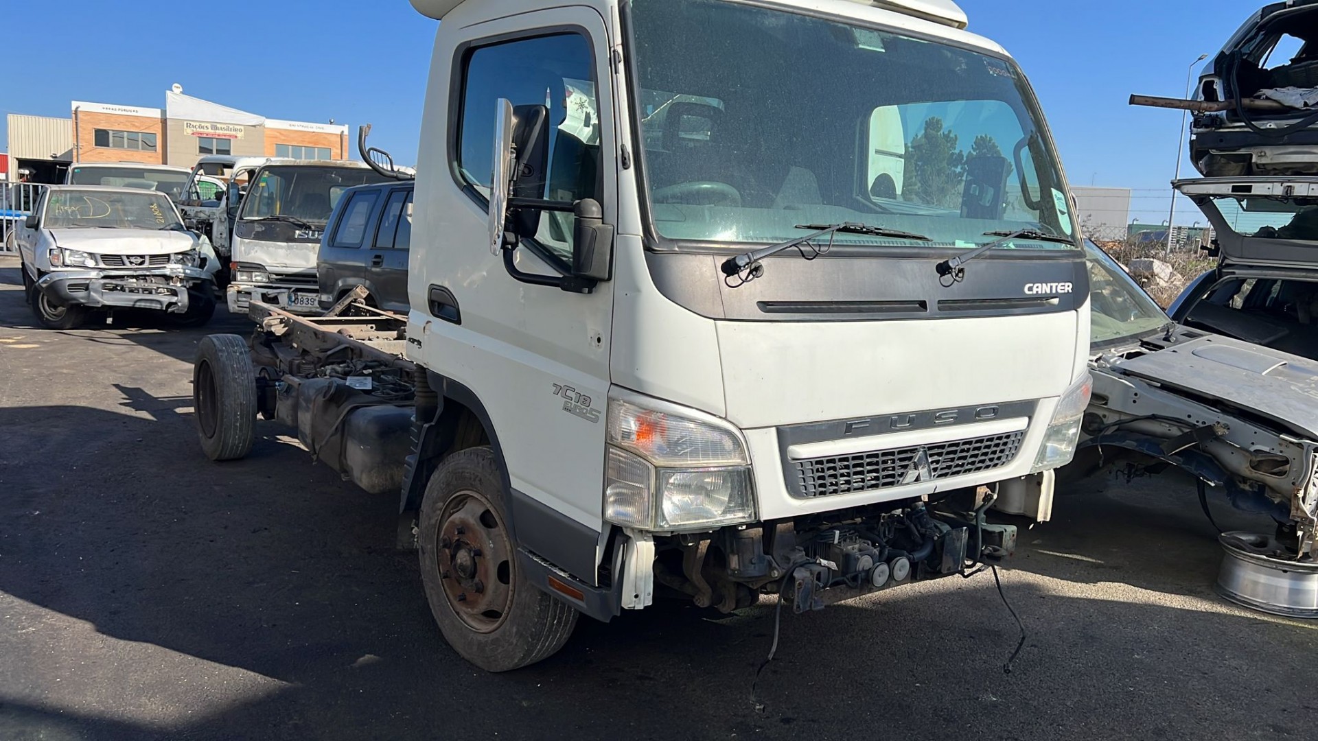 Peças - Mitsubishi Canter Fuso 7C18  Euro 5, 2010 Para Peças Ref. 4P