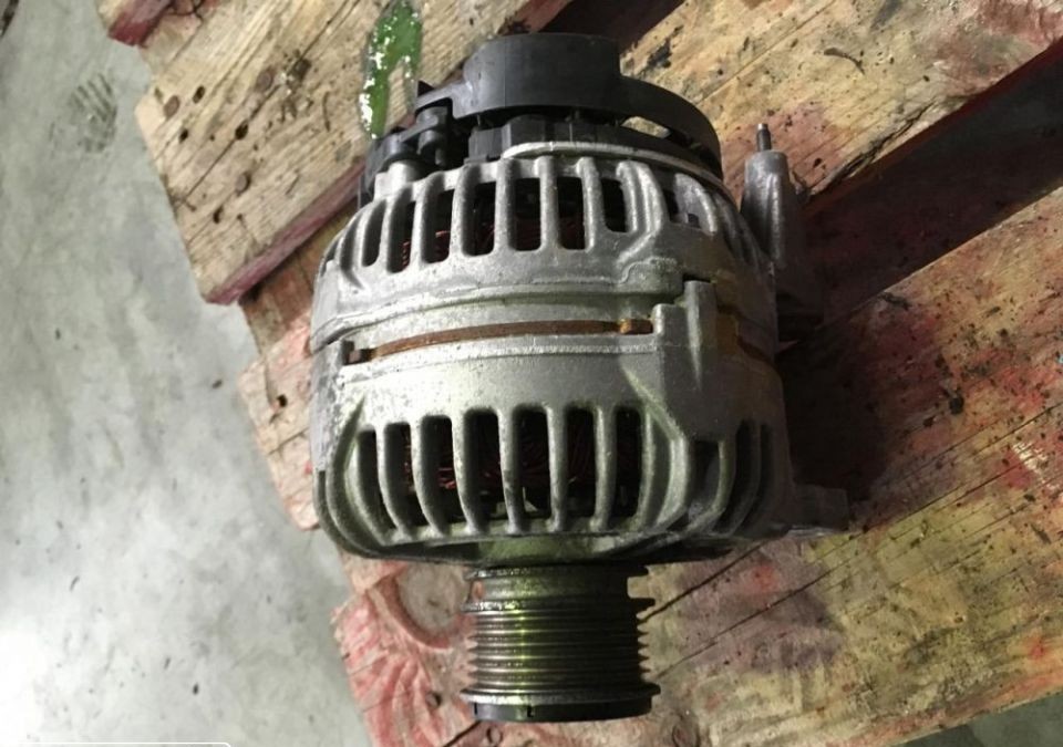 Peça - Alternador Audi A3 2009