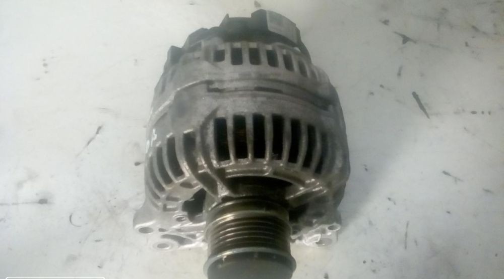 Peças - Alternador Skoda 2007 Ref 06F 903 023F