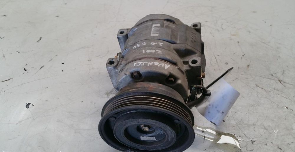 Peças - Motor De Ac Toyota Avensis 2.P D4d 2000